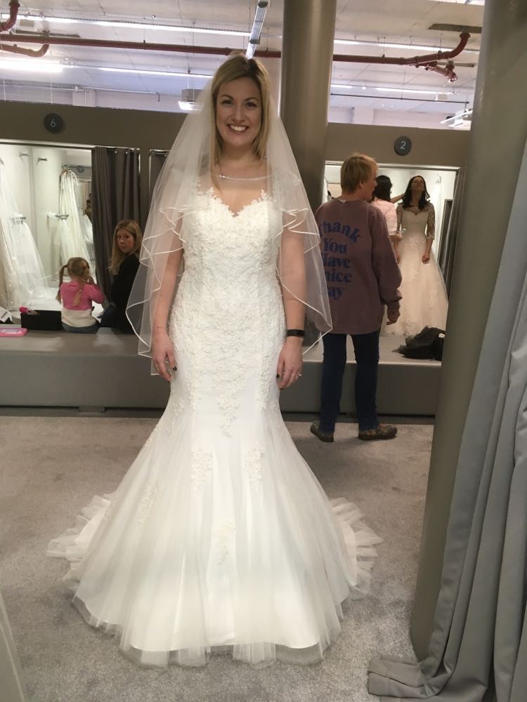 Ivory, sparkle, fishtail with button back