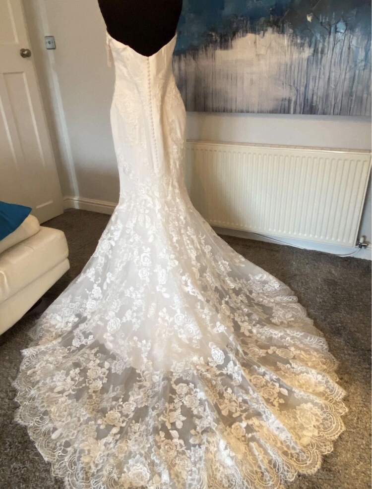 Enzoani blue Laura ivory dress