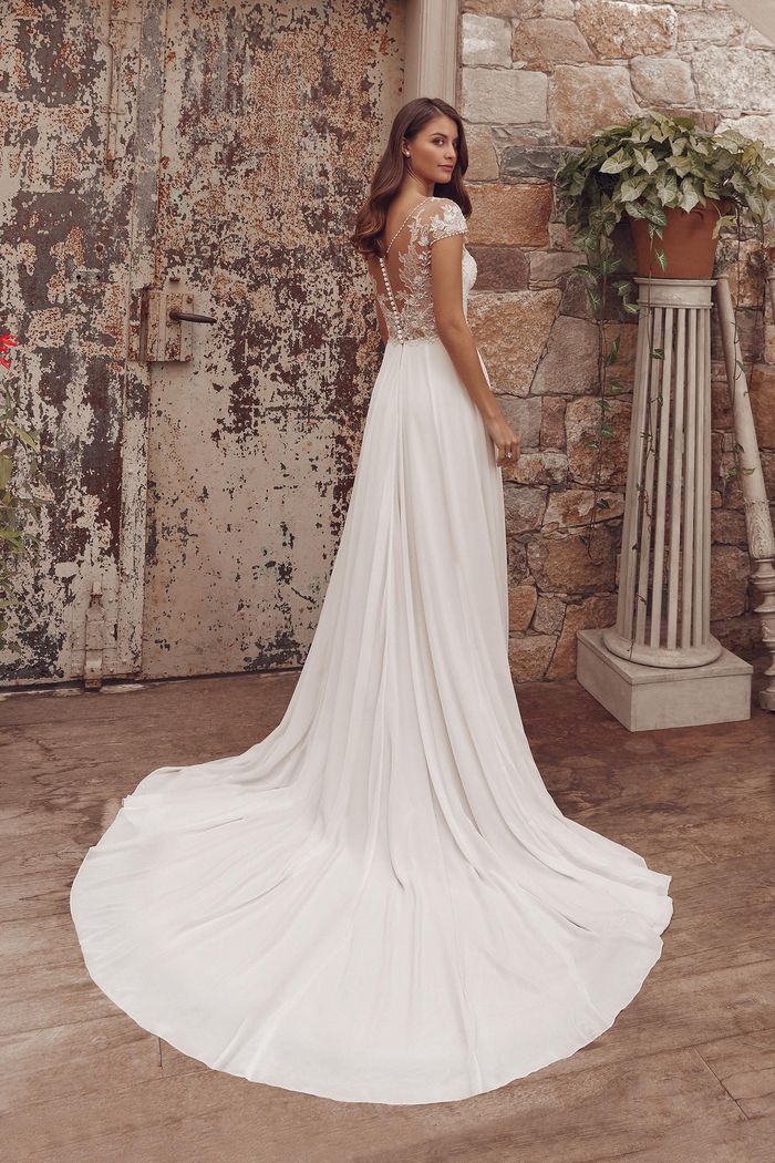 Justin Alexander bridal