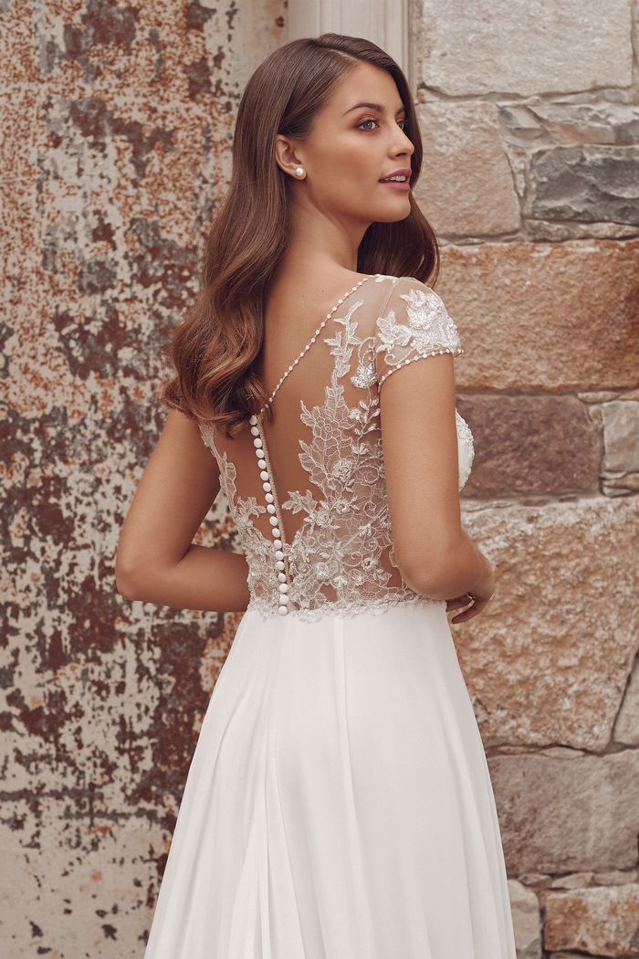 Justin Alexander bridal