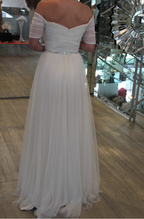 Jenny Packham, Belle, Size 10 - Ivory Tulle Fabric with diamanté belt
