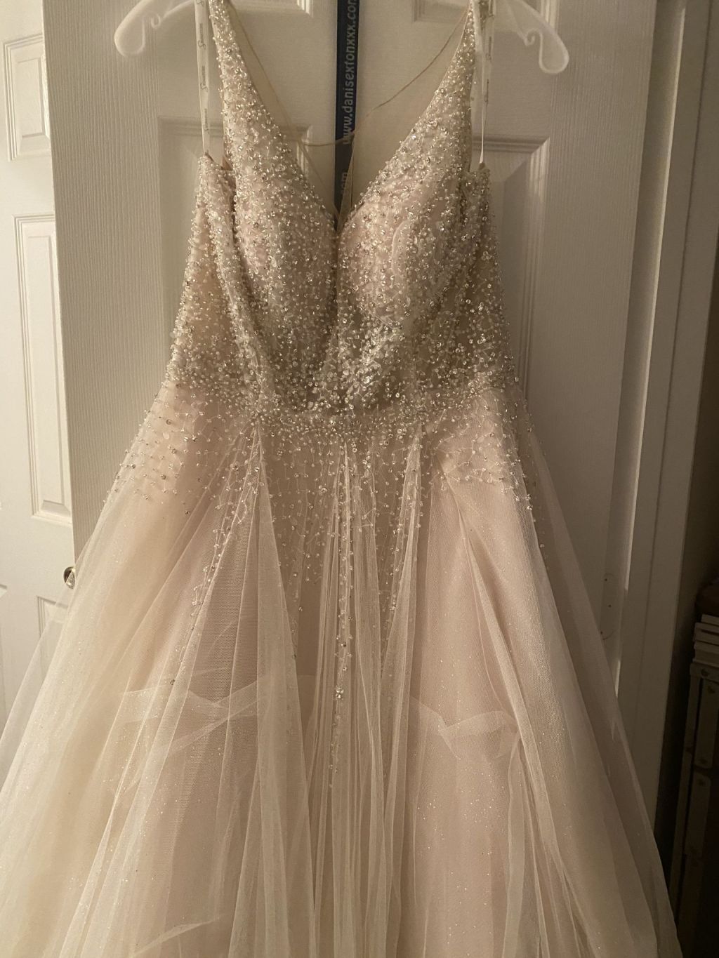 Galina Signature wedding dress