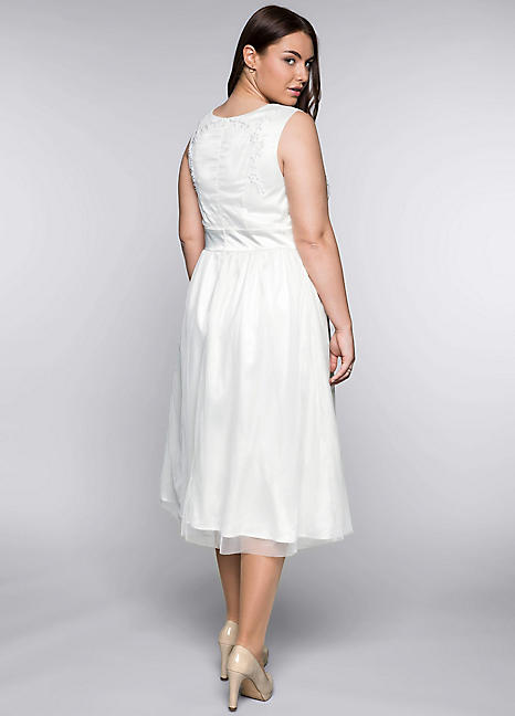 Short wedding dress