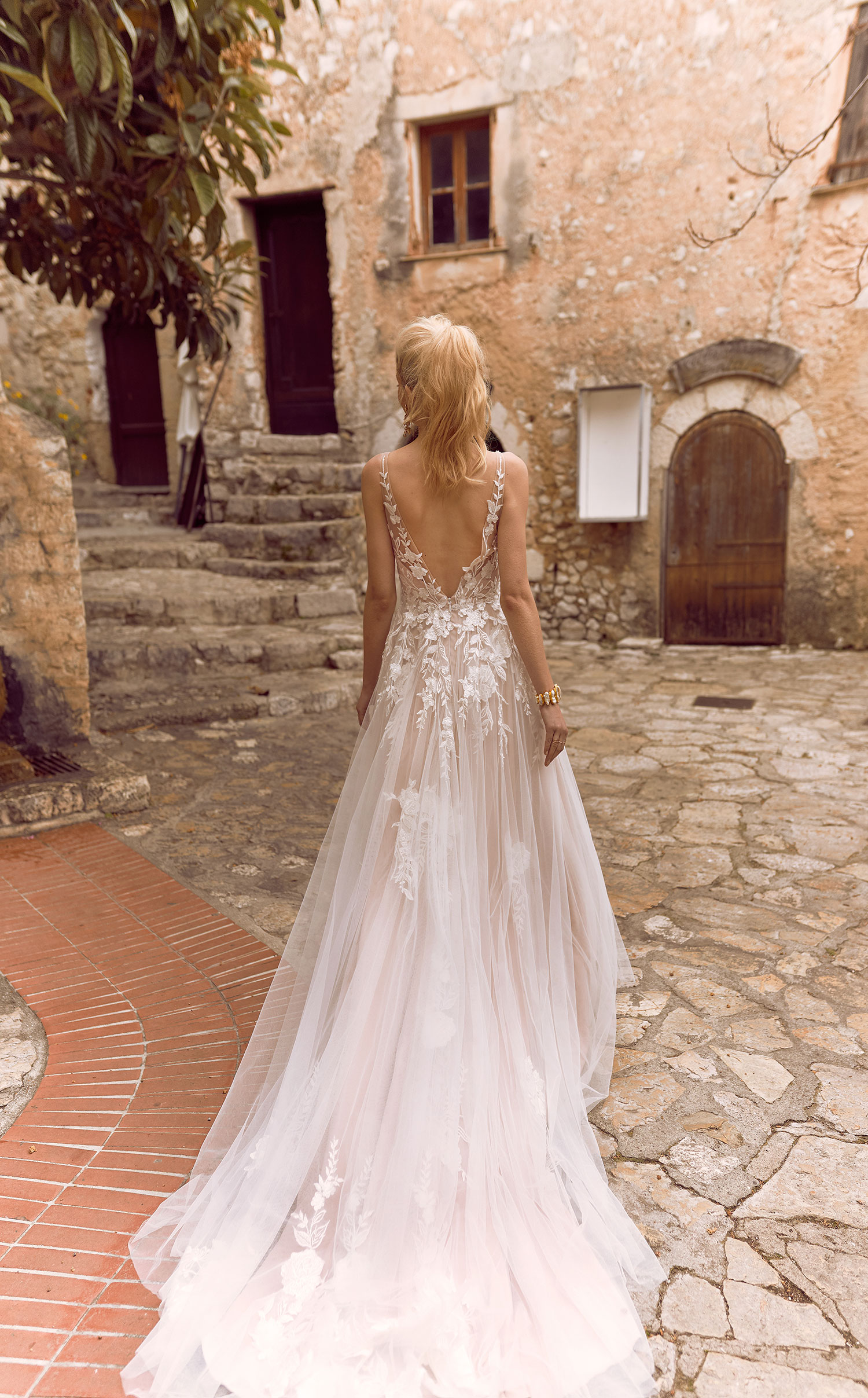 Brand New Halani by Madi Lane Blush Wedding Gown UK 10