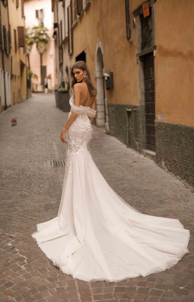 Gorgeous BERTA 19-P03 Style Dress