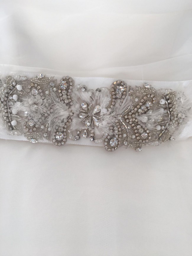 Suzanne Neville Gracie Wedding Gown UK 12 - would fit a UK 10