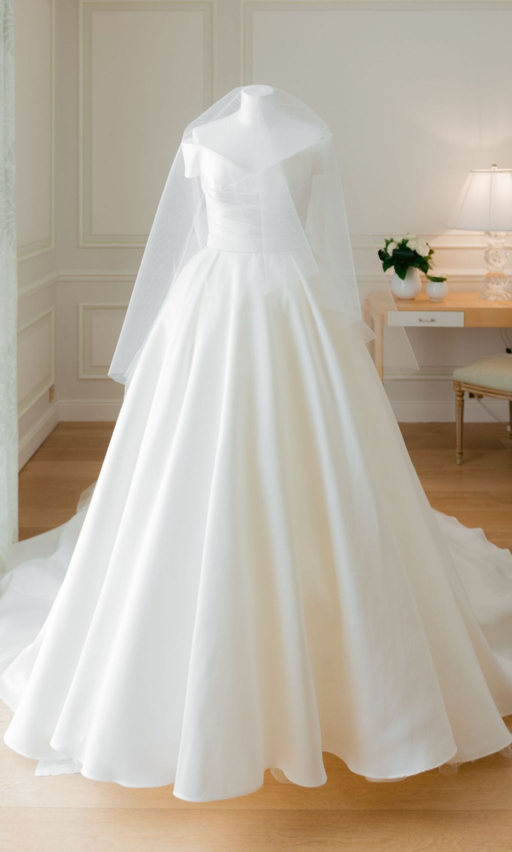 Elie Saab wedding dress