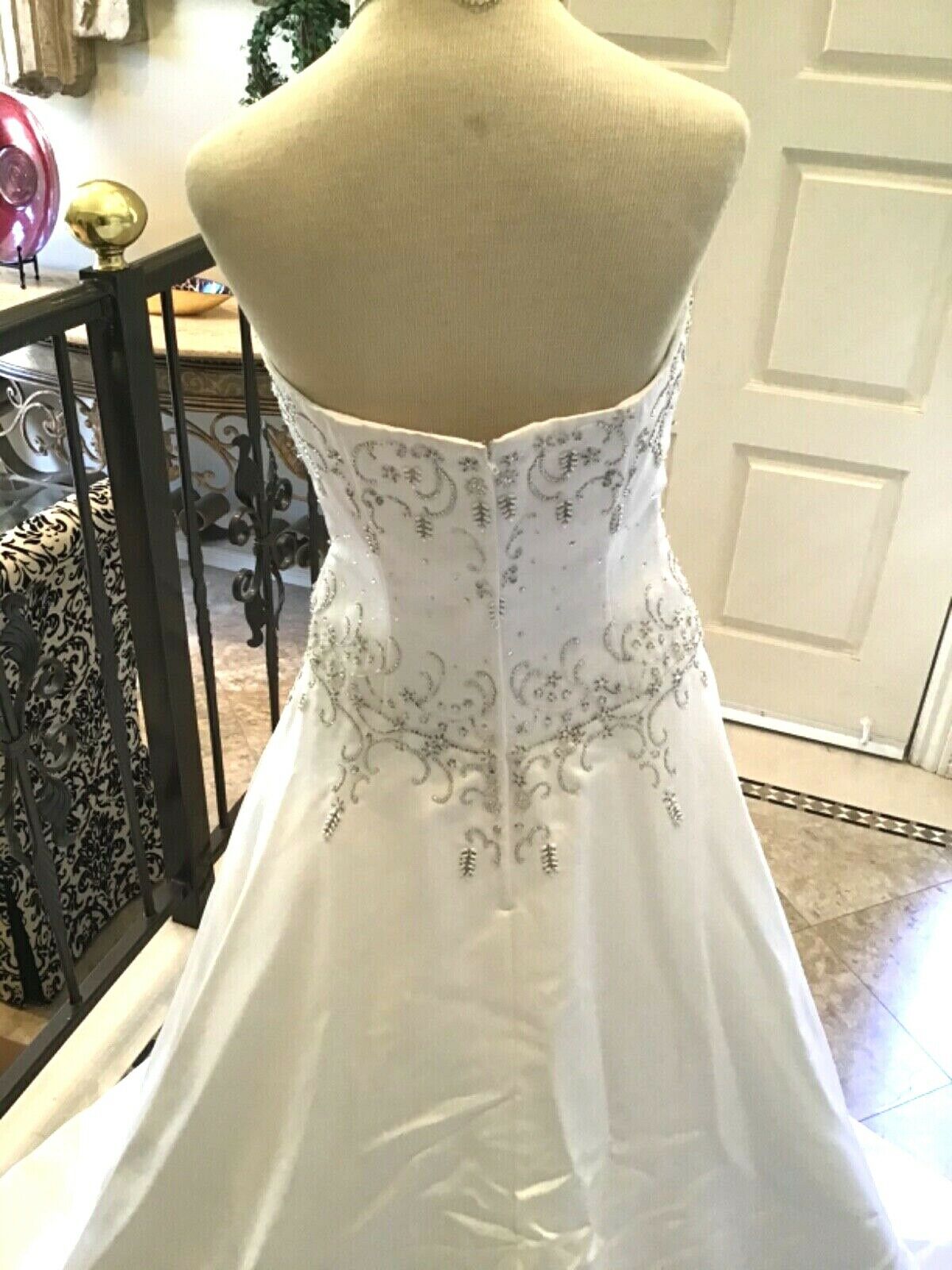 Winnie Couture wedding dress
