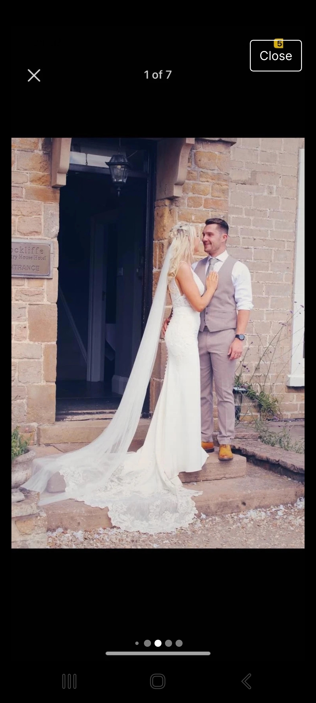 Stunning wedding dress size 10