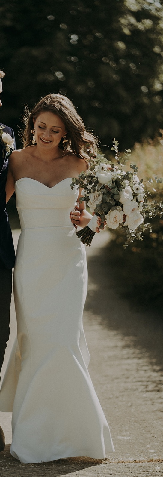 Beautiful fitted Jane Hill bridal dress